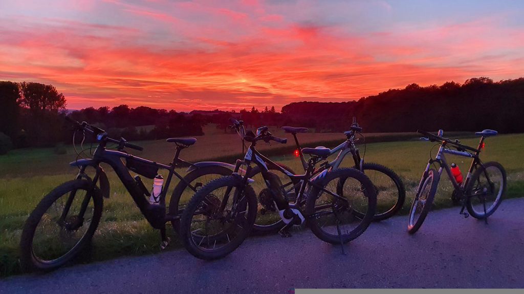 Choosing E-Bikes from Hovsco