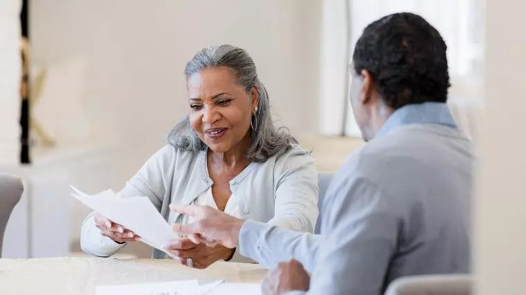 Top Questions to Ask the Agency Partner Before Signing Loan Papers